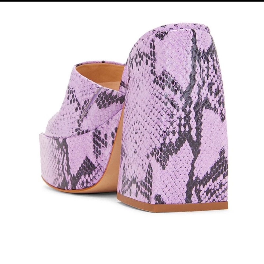 SCHUTZ Aretha Snake Sweet Lilac Leather Embossed Sandal - Picture 3 of 6